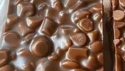 Caramel Chocolate Crunch Bars!