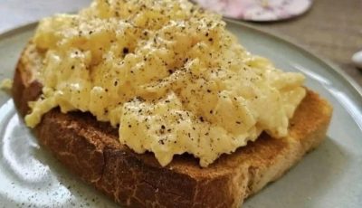 How to Make Perfect Scrambled Eggs Every Time – Creamy, Fluffy & Ready in 5 Minutes!