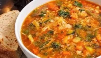 Slow Cooker Garden Vegetable Soup