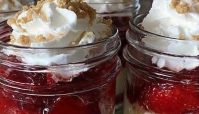 High Protein Strawberry Cheesecake Jar – The Creamy, Guilt-Free Treat You’ll Want Every Day